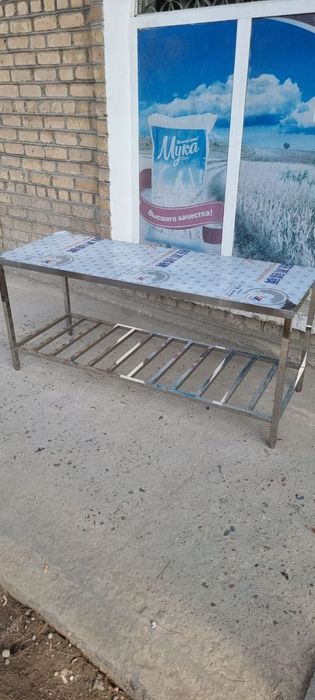 Нестандартные столы из нержавеющей стали