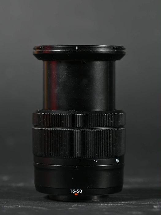 Fujifilm X-T20 с обектив Fujinon XC 16-50mm f/ 3.5-5.6 и поляризиращ филтър