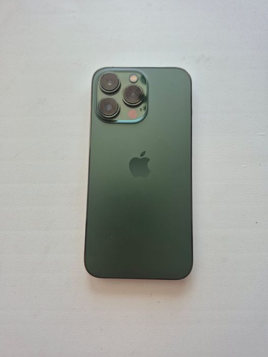 iPhone 13 pro  аккумулятор 82%