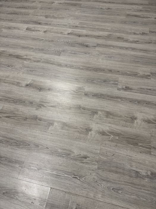 Ламинат бу продам