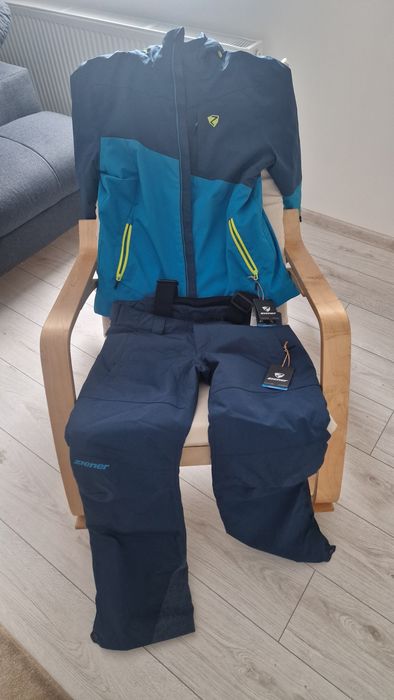 Jacheta + pantaloni