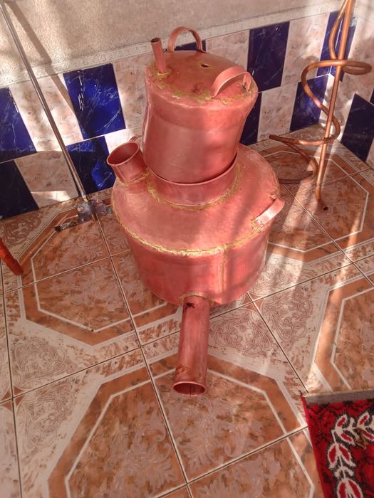 Vând cazan de făcut țuică la capacitate de 140 l la un preț super bomb