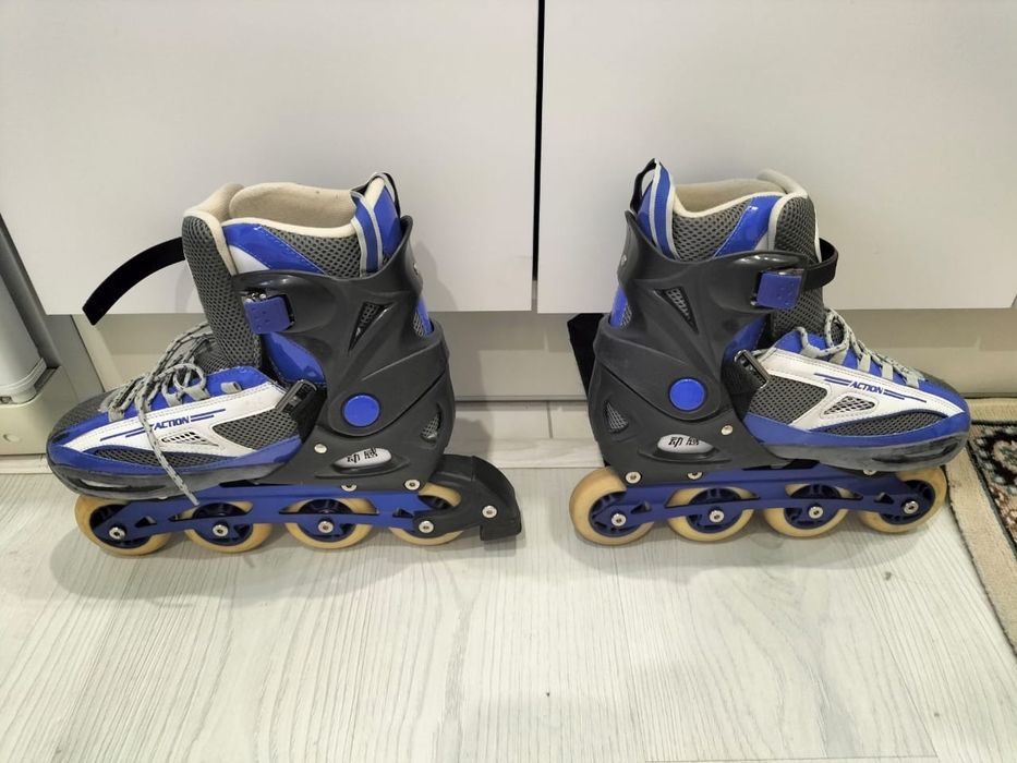 Продаются коньки роликовые.