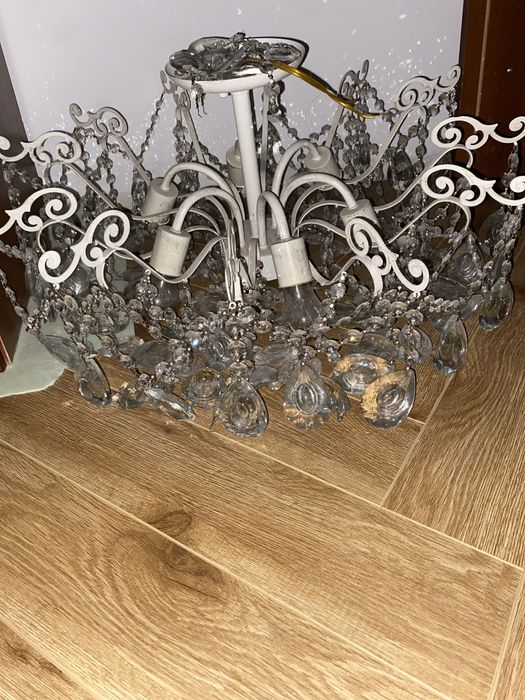 Люстра для гостинной