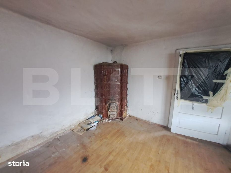Casa de renovat cu teren generos 1.400 mp – Codlea