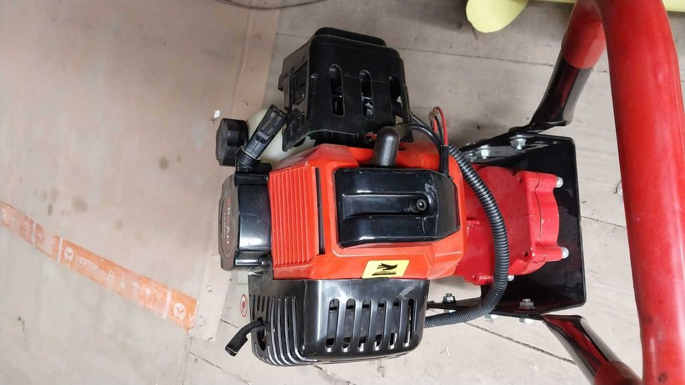 Мото бур для рыбалки