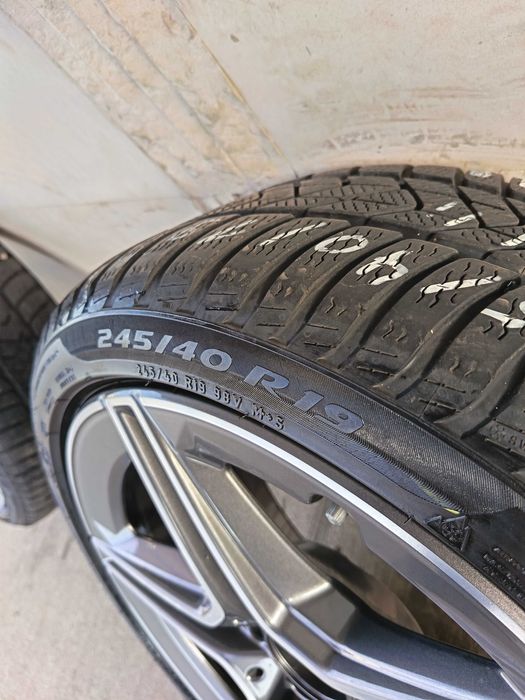19 цола Mercedes CLS W257 оригинални джанти със зимни гуми Pirelli