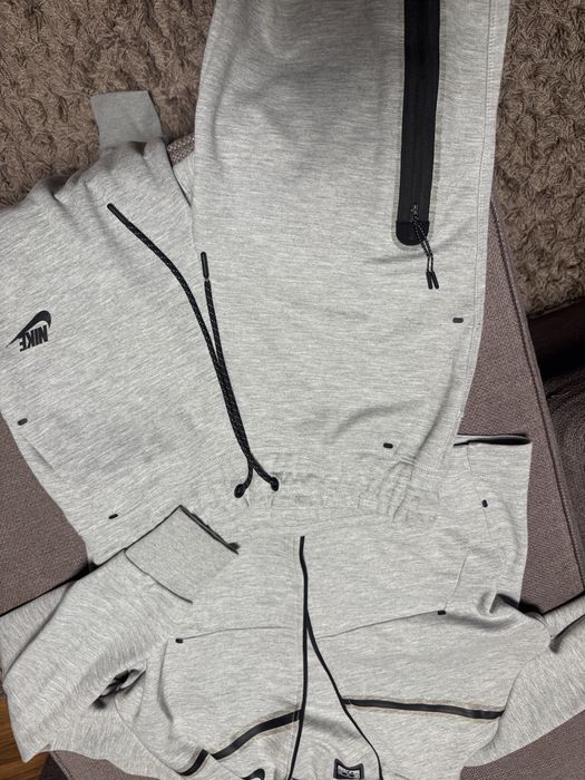Nike tech дамски