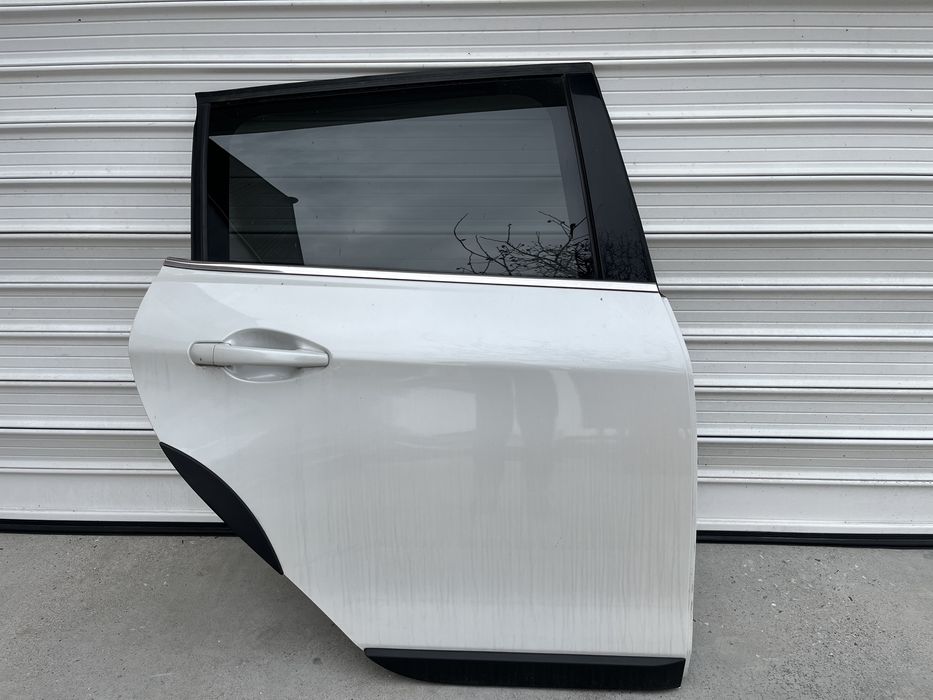 Врати пежо 2008 peugeot 2008 Предна Задна Лява Дясна бяла перла