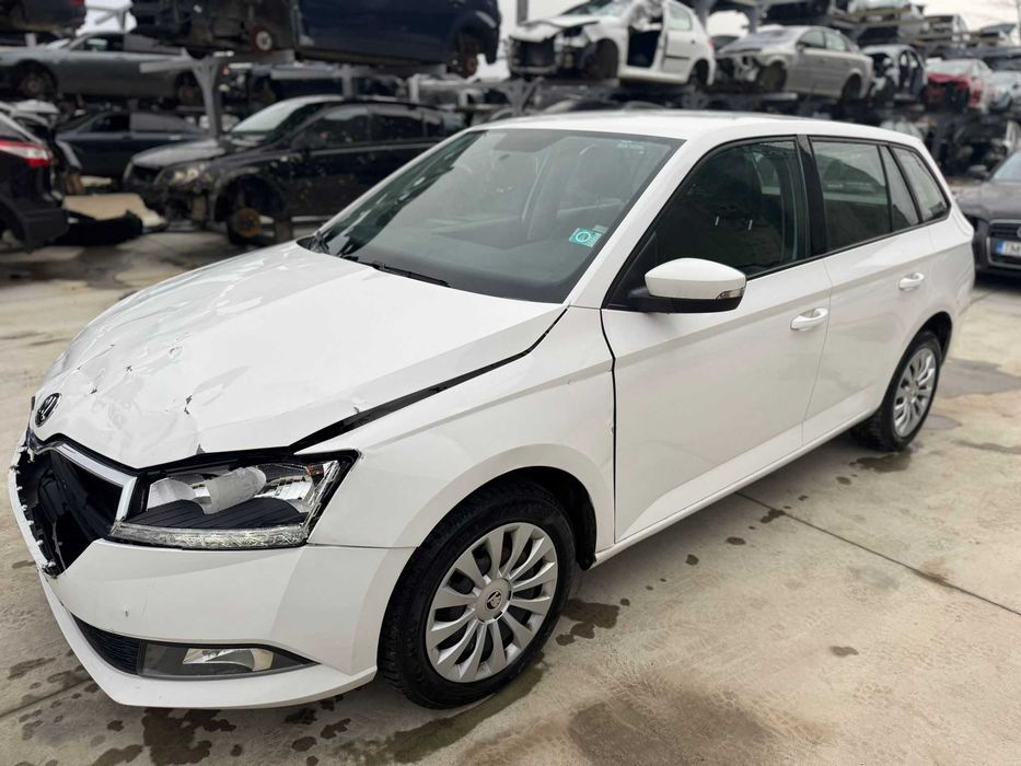 Skoda Fabia 3 FACELIFT 1.0 TSI 90CP 2021 euro6 avariat lovit avariate
