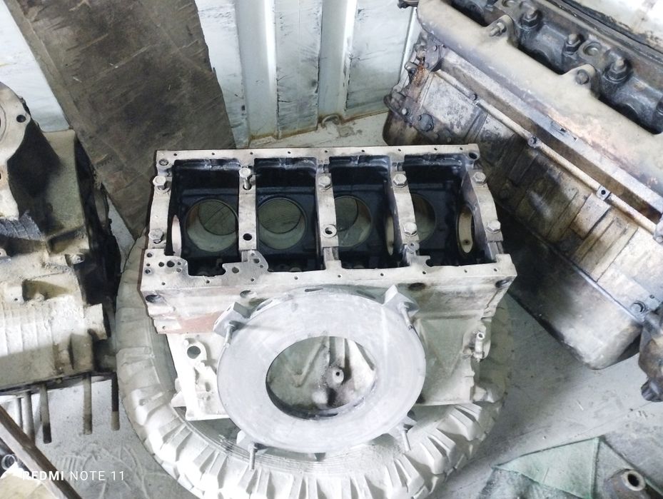 Kamaz blok maz blok zil blok lar bor holati yaxshi