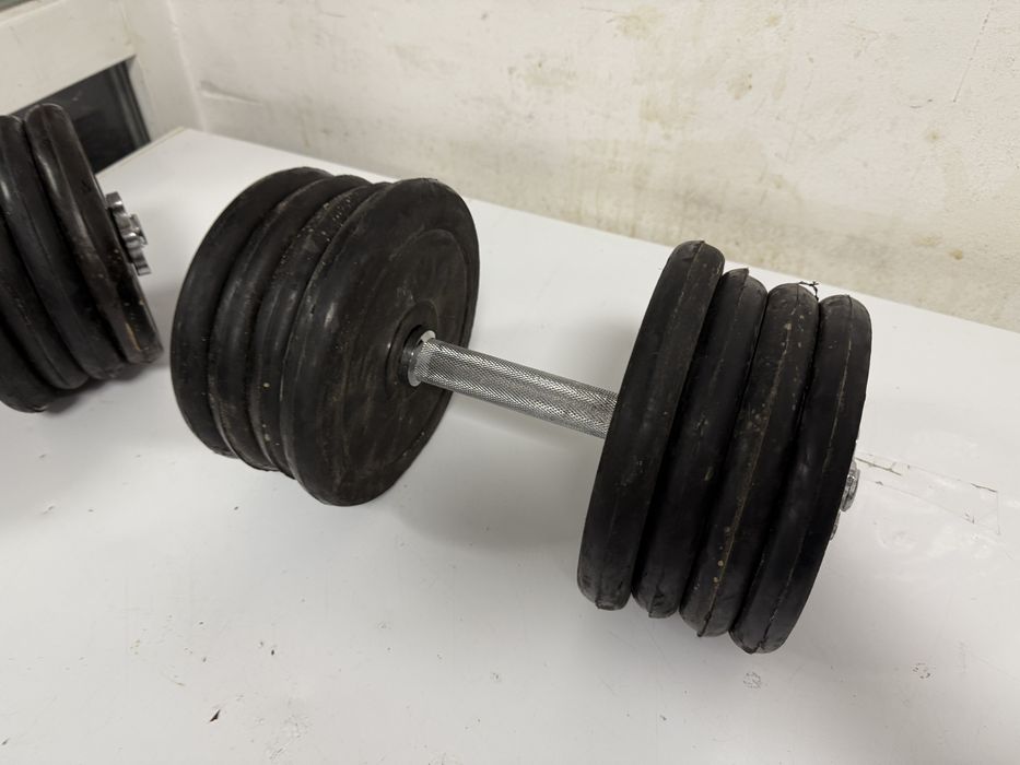 Gantere reglabile cauciuc noi 12 kg+12 kg=24 kg. Pret 200 lei