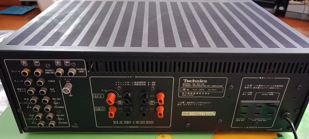 Усилитель Technics V8.