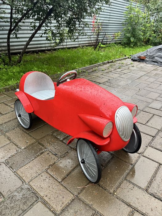 Машинка педальная