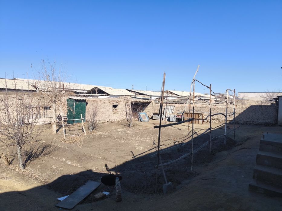 Уй сатылады гербиш зовот 21 маршрут жолы мешит касы 6-комты вай фай ба