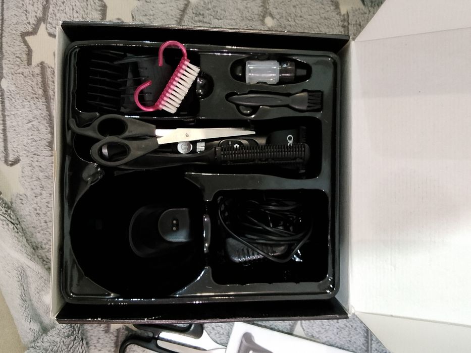 Продам машинку для стрижки волос