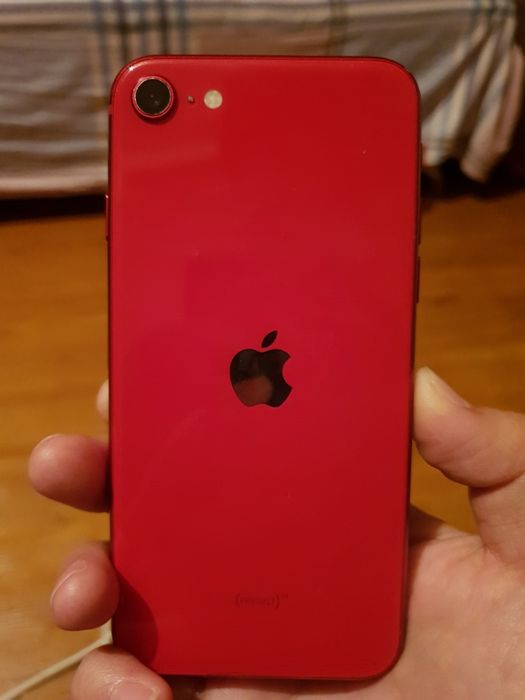 Iphone SE gen 2 продается