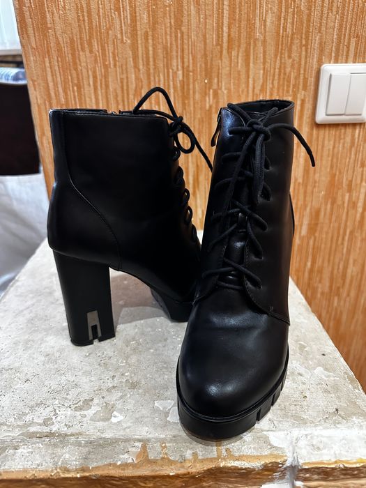 Зимний обувь размер 38