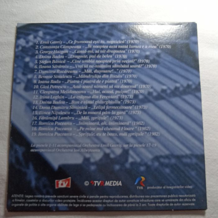 Două viniluri cu muzica românească și 3 CD  de colecție