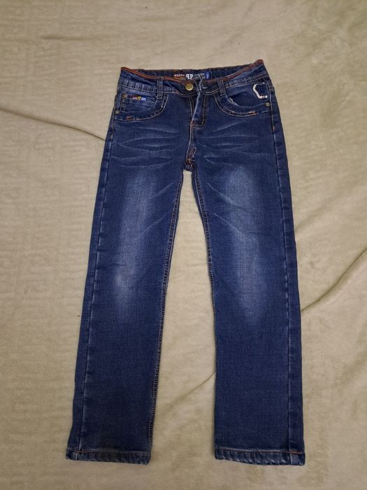 Продам вещи на мальчика от 6 до 8 лет