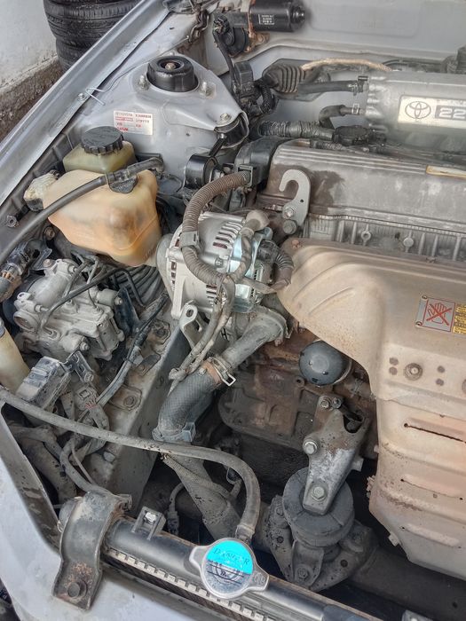 Продаю Toyota Camry V10