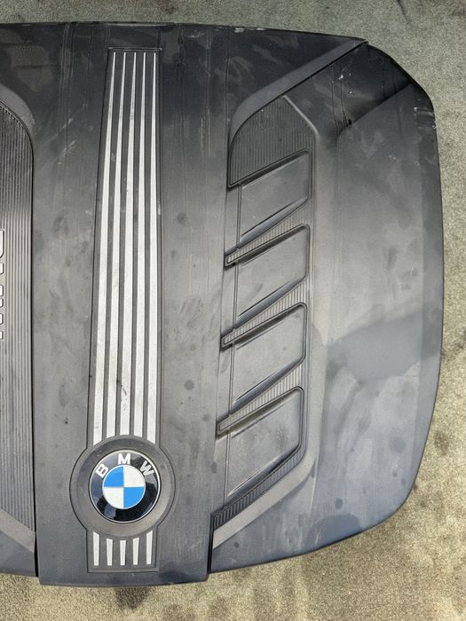 Оригинален капак за двигател с КУТИЯ ЗА ВЪЗДУШЕН ФИЛТЪР – BMW N47 (184 к.с.)