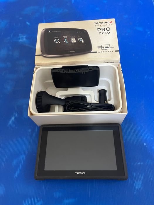 GPS profesional TomTom PRO 7250 Webfleet complet cu accesorii