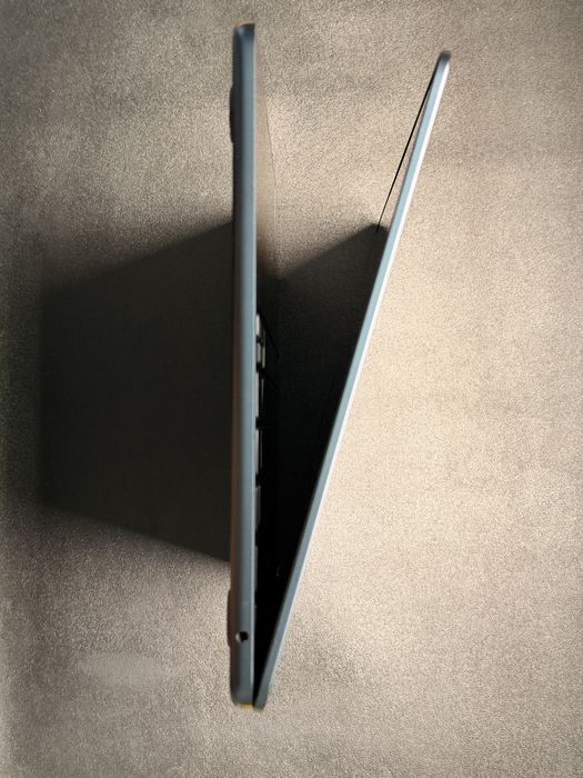 Macbook Air 13, M2 8/512
