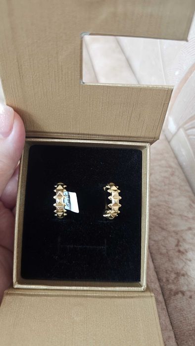 Золотые серьги 585