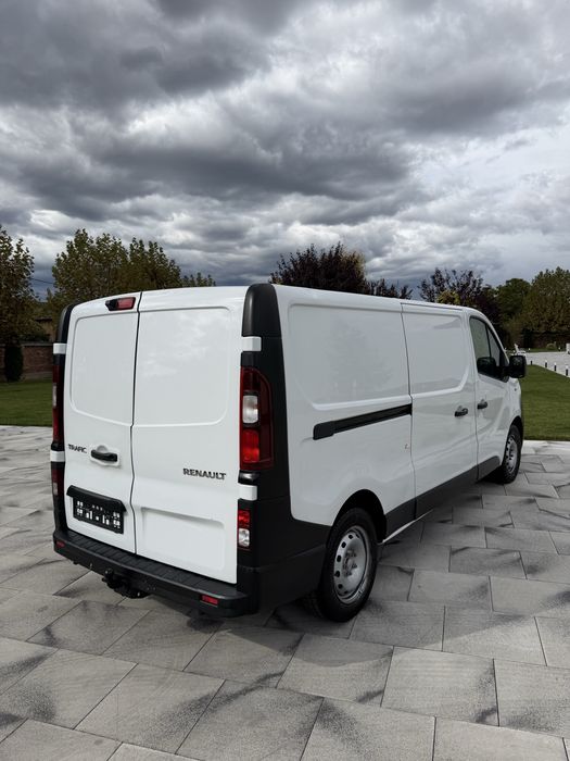 RENAULT Trafic 2015 — imagine 4