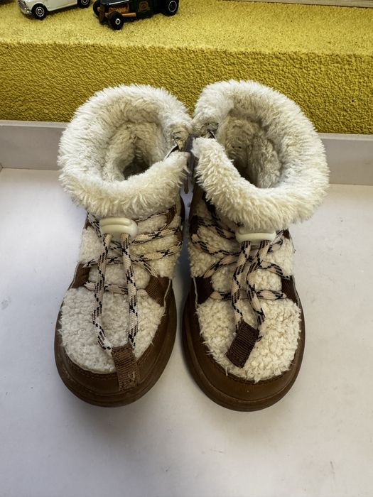 H&M-Мъхести боти