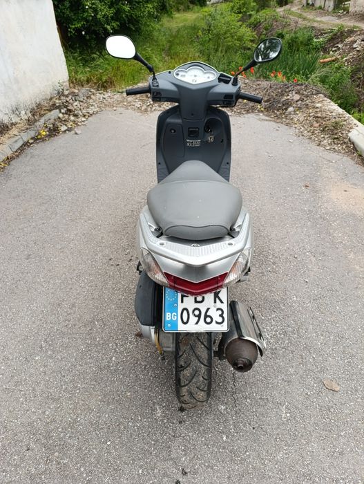Продавам Хонда Дилън 150