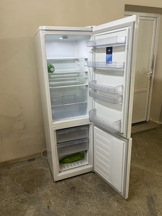 Продаи холодильник