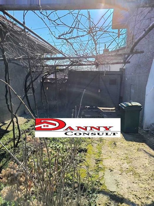 Продава се Къща в Велико Търново, Акация - 60 кв.м за 187 €/кв.м - Снимка #1