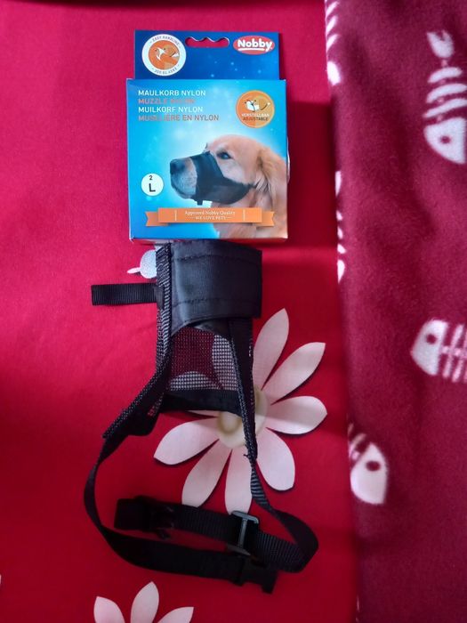 Botnita noua din nylon ajustabila