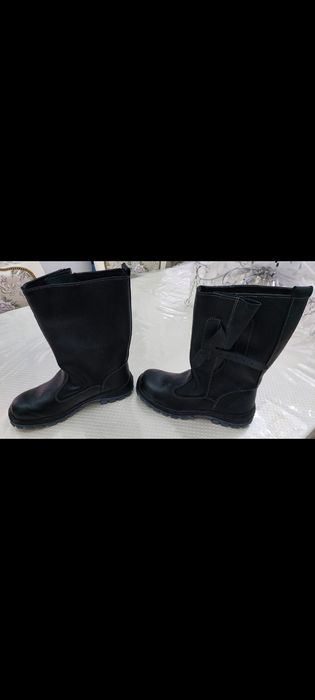 Етик сатылады 43 размер новыи