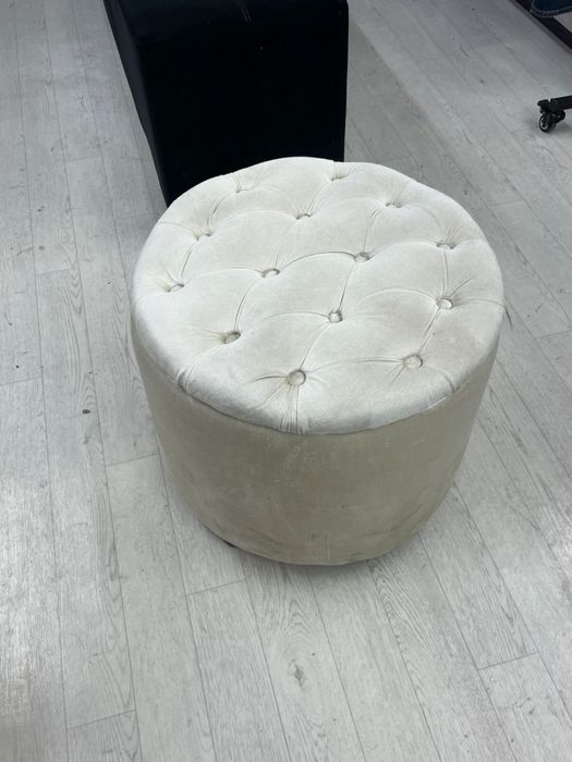 Продам небольшой пуфик
