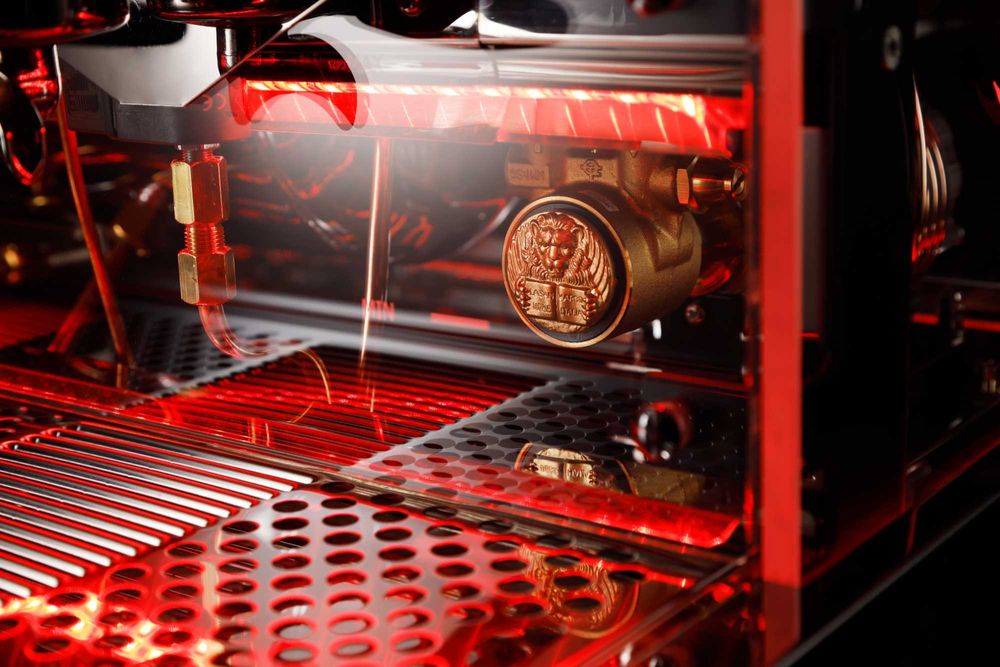 Espressor LSM „E. Luxury”-2gr.-multi boiler cu profilarea extracției