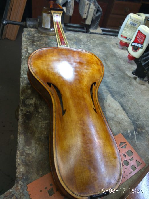 Ремонт гитар в г. Астана