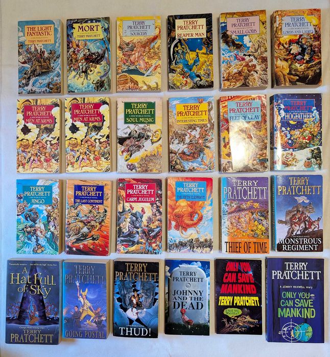 Книги за Света на диска и Джони Максуел, Тери Пратчет, английски