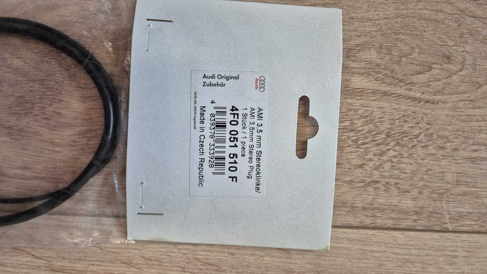 Cablu Original Audi AMI (Audi Music Interface) – Jack 3.5mm & iPod/iPhone