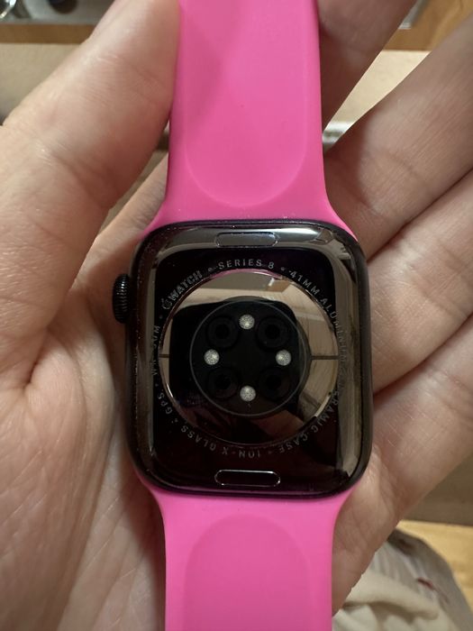 Продам apple watch 8 серии
