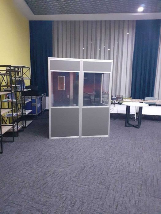 Команда синхронистов+ оборудование для синхронного перевода