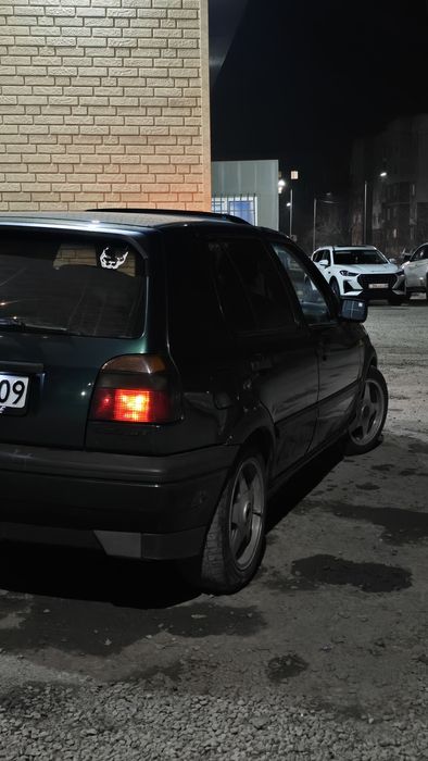 Golf 3    2 литра