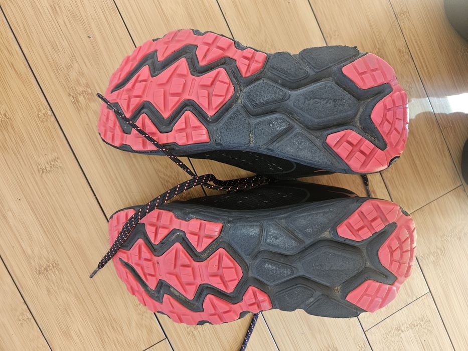 Маратонки Hoka Gore Tex 38