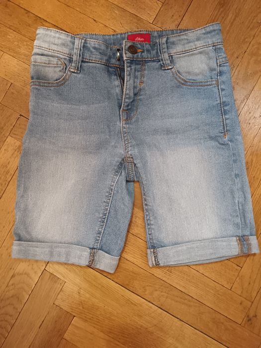 Pantaloni scurți de firma