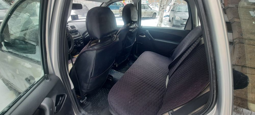 Продам лада калина