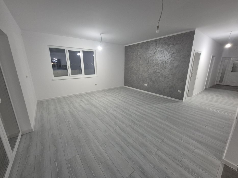 Casa individuala Bucovat asfalt centru satului