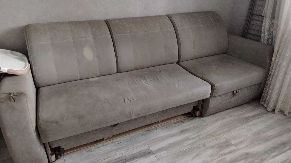 Диван бесплатно. Нурлы Жол
