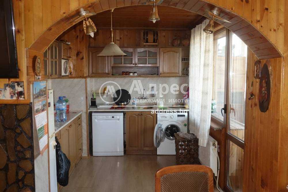 Продава се Тристаен апартамент в Разград, Житница - 106 кв.м за 866 €/кв.м - Снимка #1